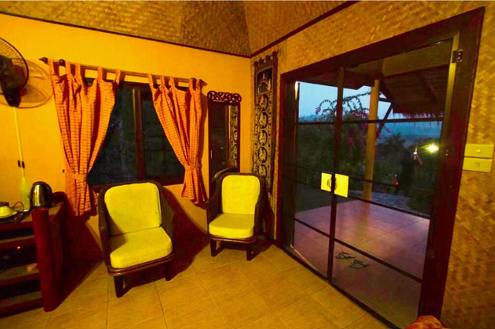 Old Tree'S House Hotel Mae Ai Ngoại thất bức ảnh